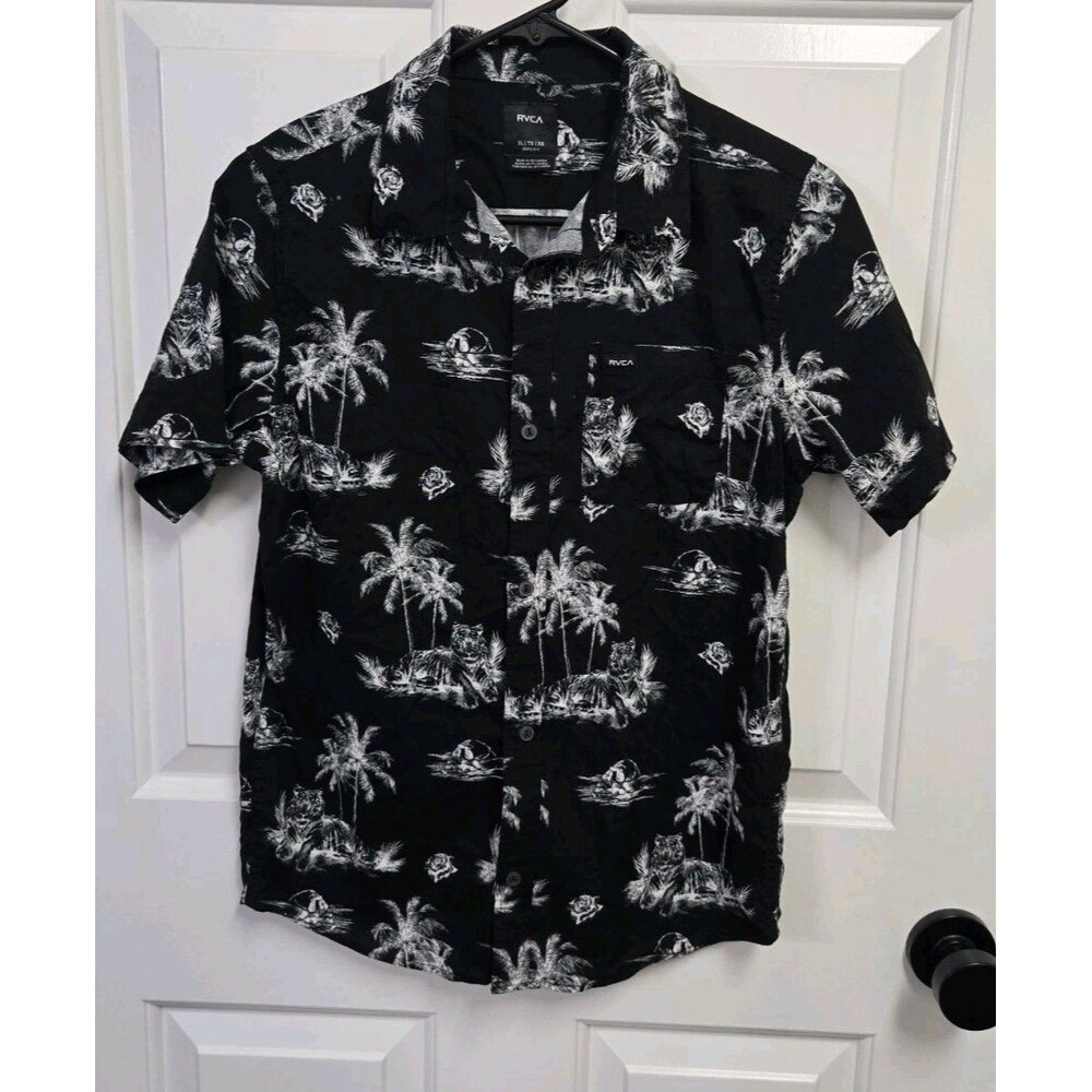 RVCA Prowler Short Sleeve Shirt Boys Size XL Tiger Skulls Hawaiian